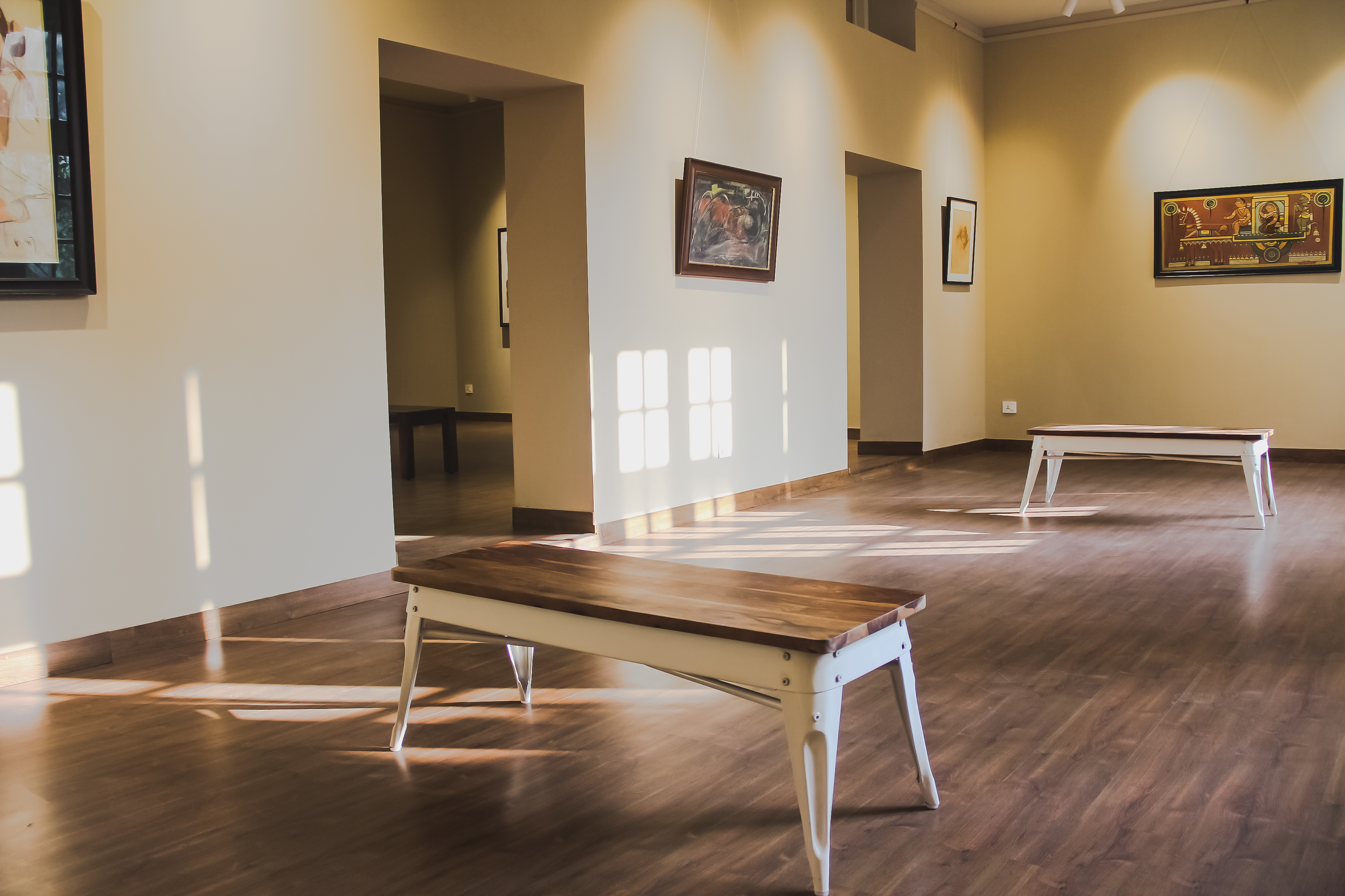 'DHOOMIMAL ART GALLERY' AT CONNAUGHT PLACE N.D.